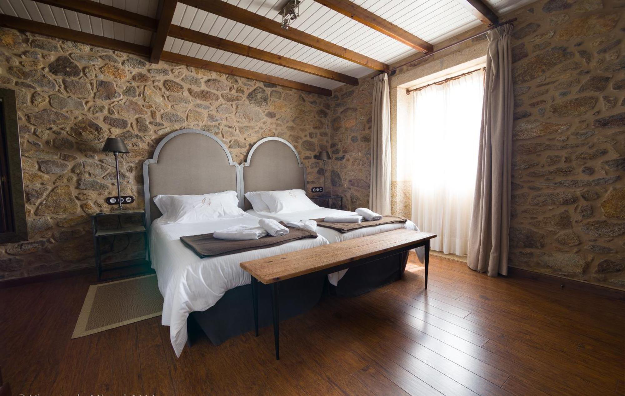 Hotel Rustico Lugar Do Cotarino Camarinas Bagian luar foto