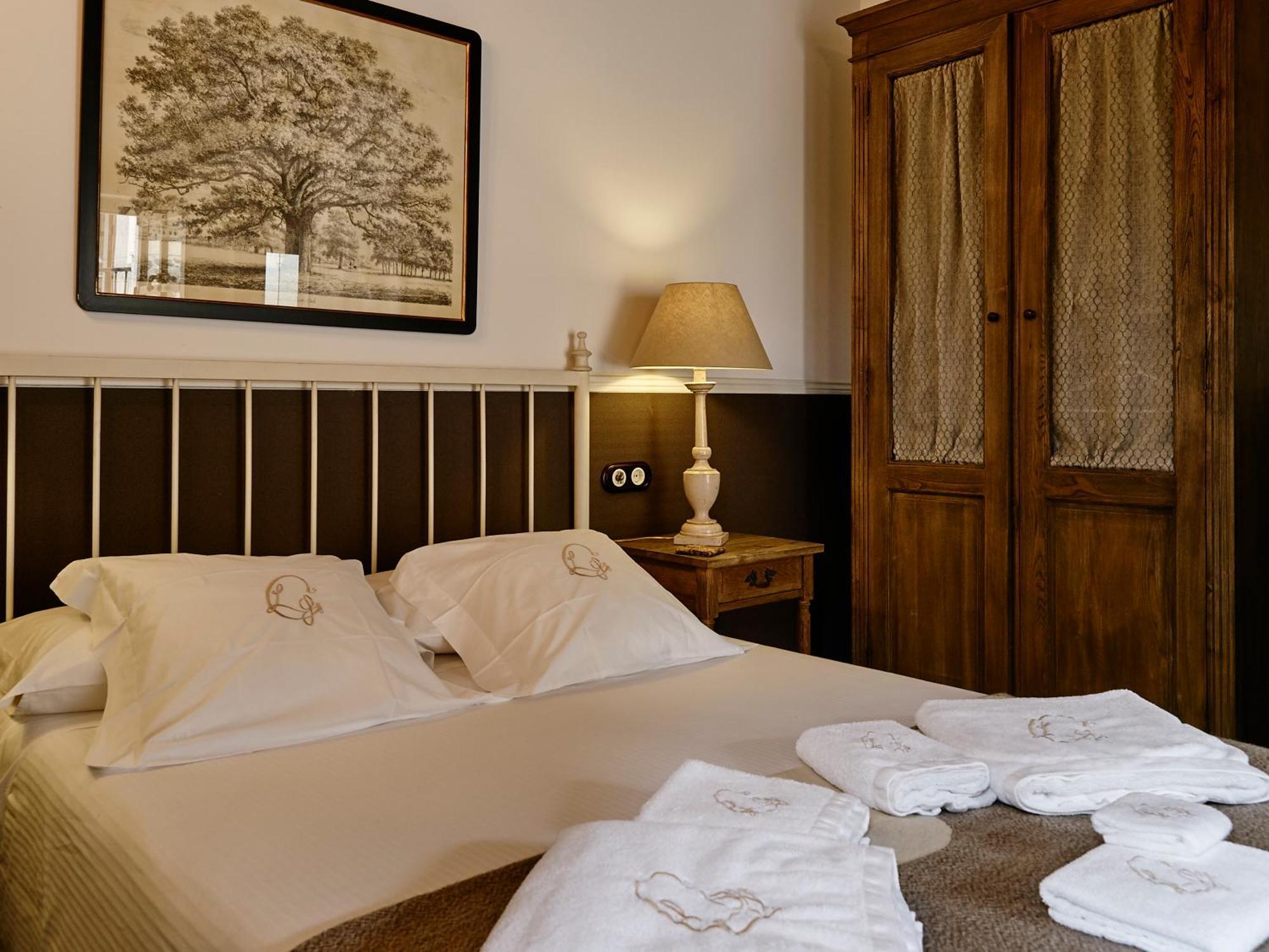 Hotel Rustico Lugar Do Cotarino Camarinas Bagian luar foto