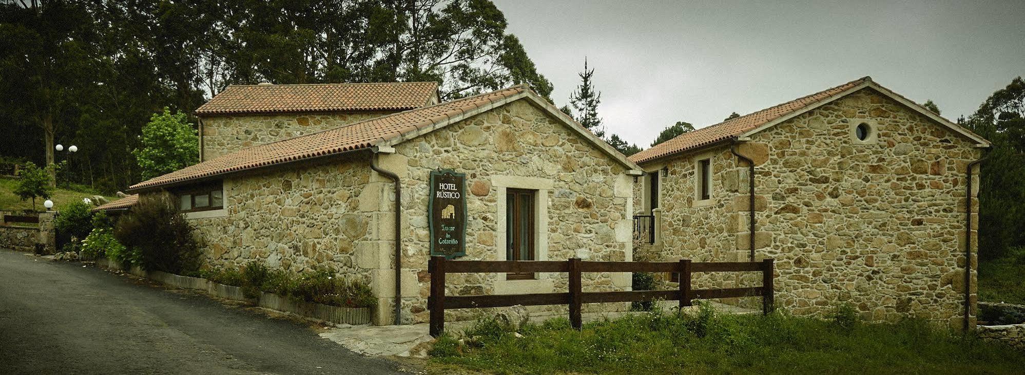 Hotel Rustico Lugar Do Cotarino Camarinas Bagian luar foto